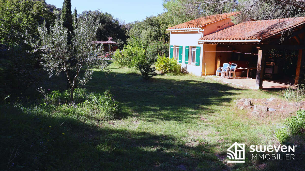 Maison à VILLELONGUE-DELS-MONTS
