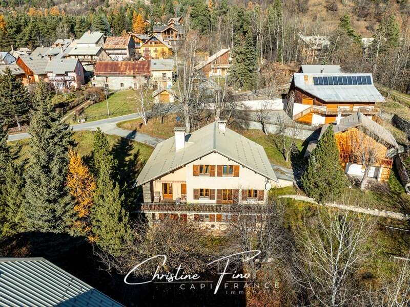 Maison à LA SALLE-LES-ALPES