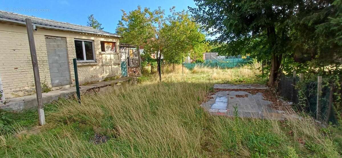 Maison à AUBERCHICOURT