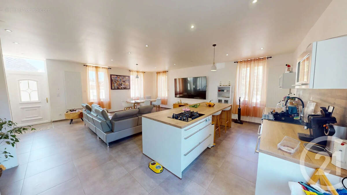 Maison à ESSIGNY-LE-PETIT