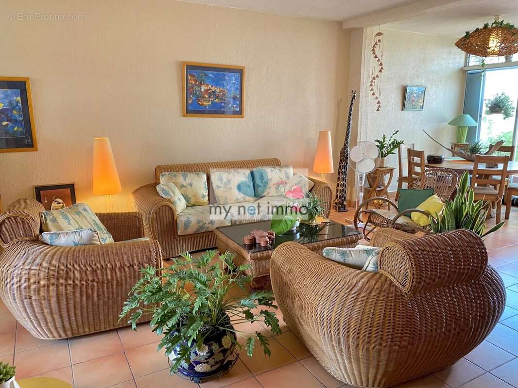 Appartement à POINTE-A-PITRE