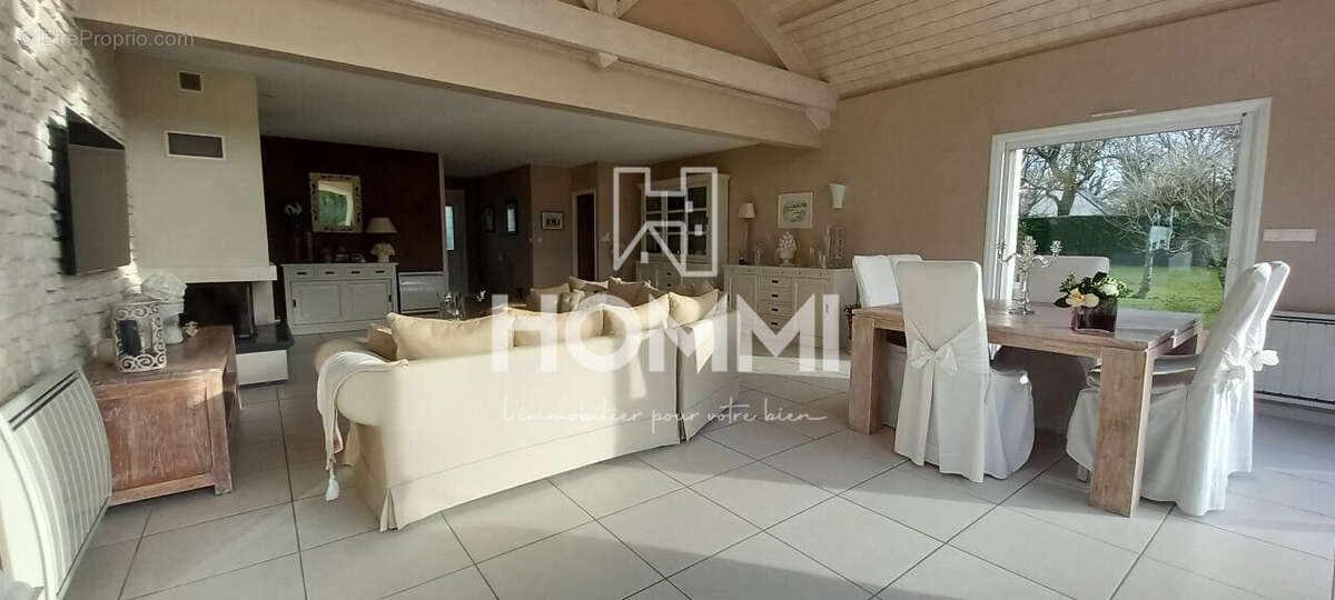 Maison à SAINT-MARS-DU-DESERT