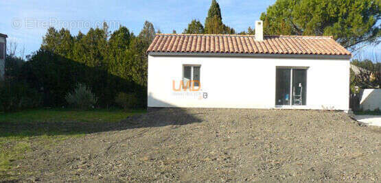 Maison à VEDENE