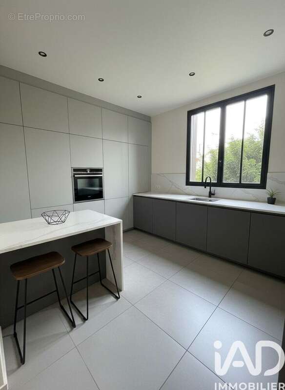 Photo 5 - Maison à LIVRY-GARGAN