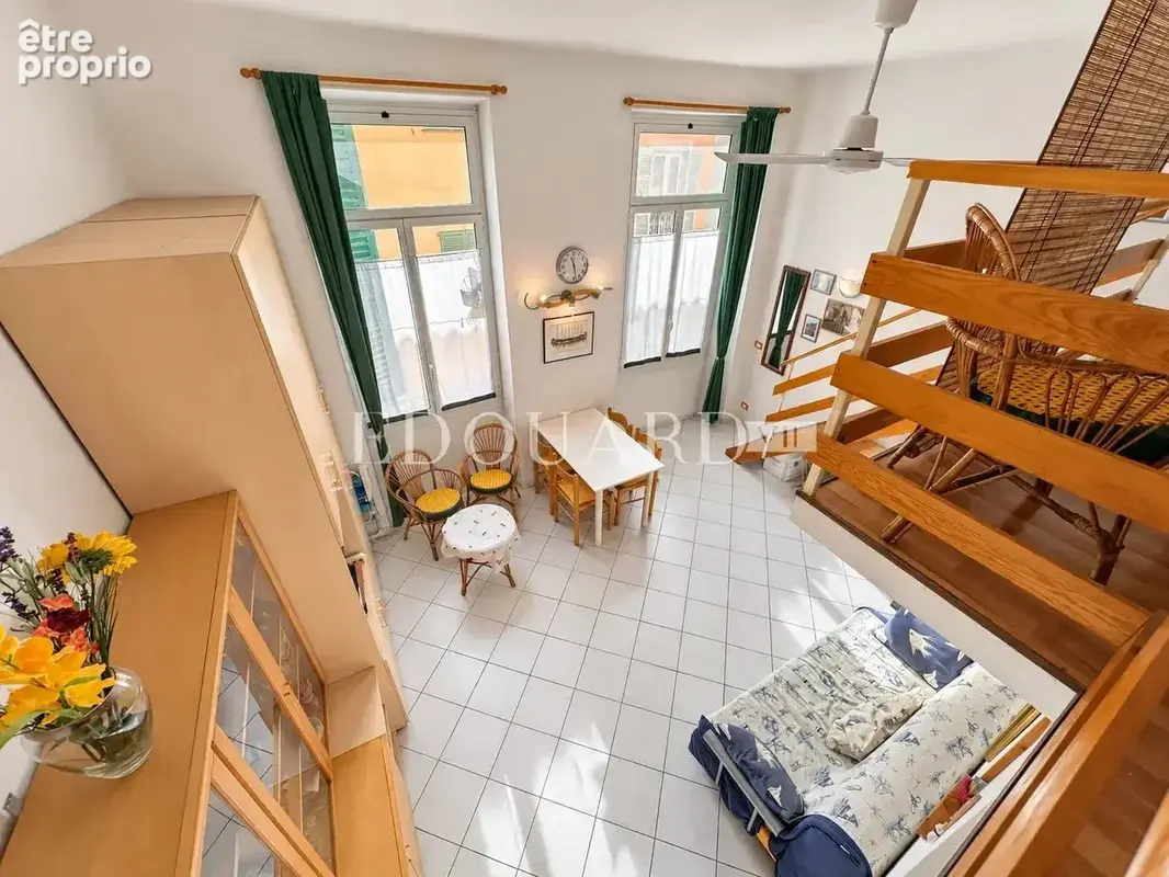 En exclusivité grand studio avec deux chambres en mezzanine, au cœur de la zone piétonne de Menton - photo 8