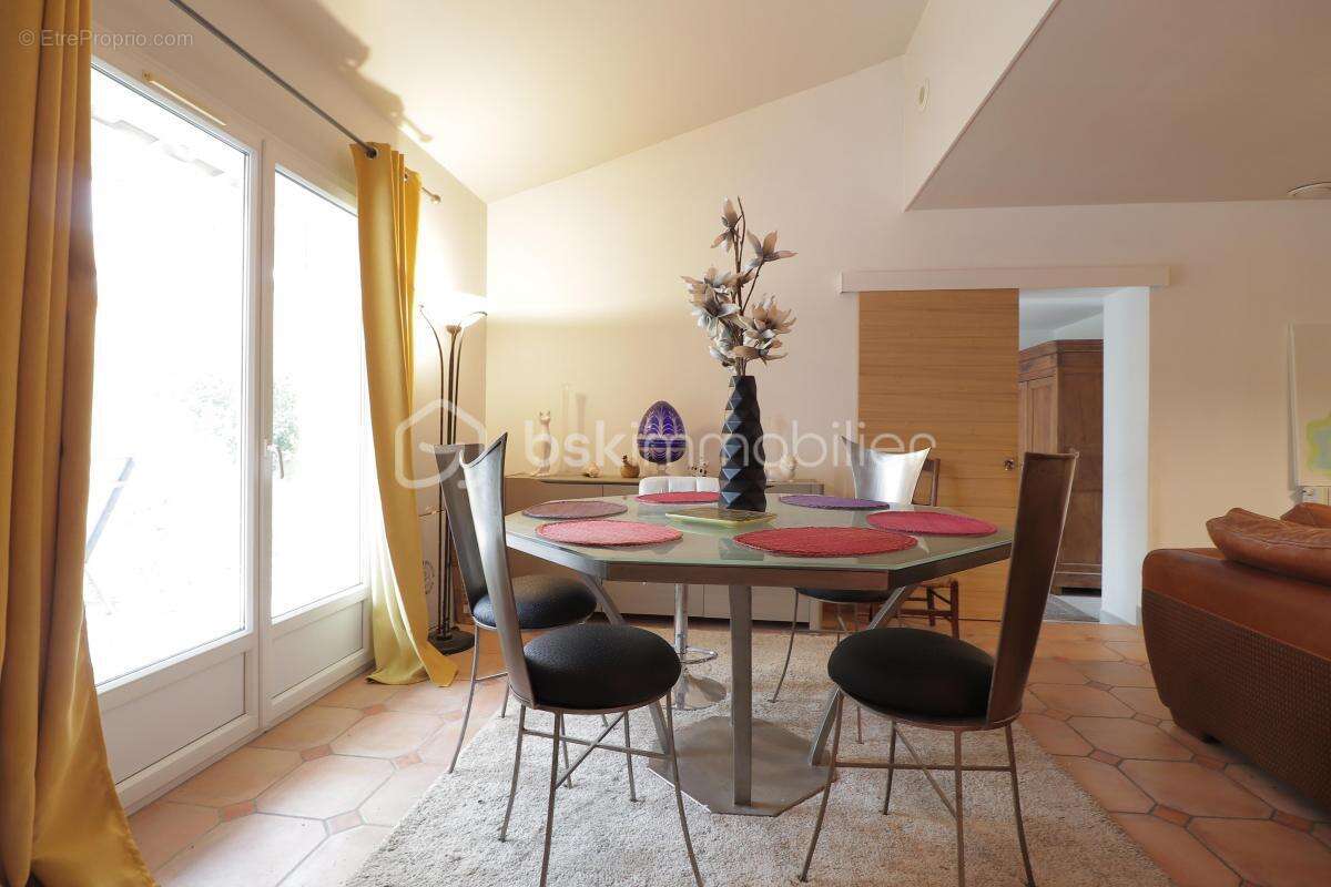 Maison à AIGUES-MORTES