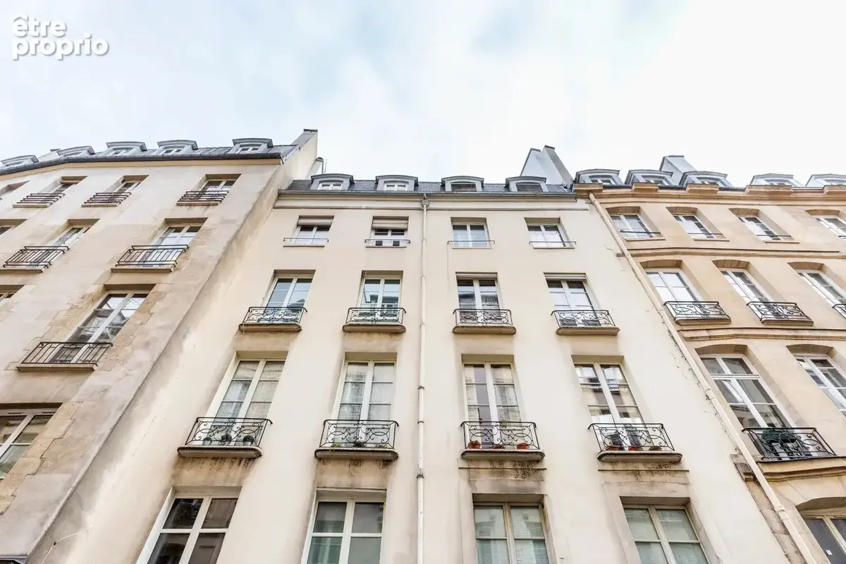 Saint-Germain-des-Prés /  2 pièces de 44 m² entièrement rénové! - photo 8