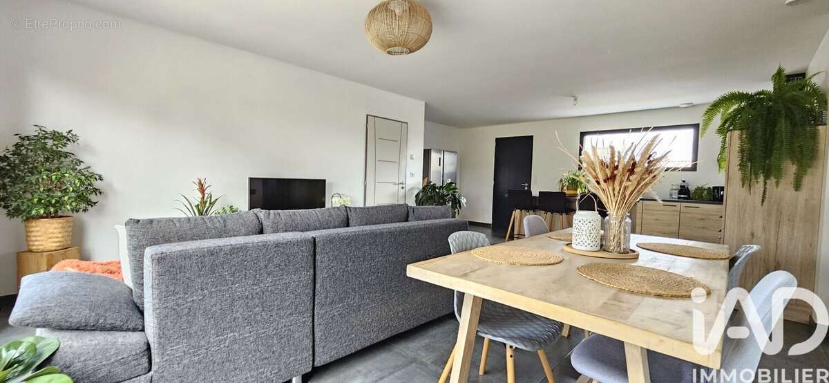 Photo 5 - Maison à NESMY
