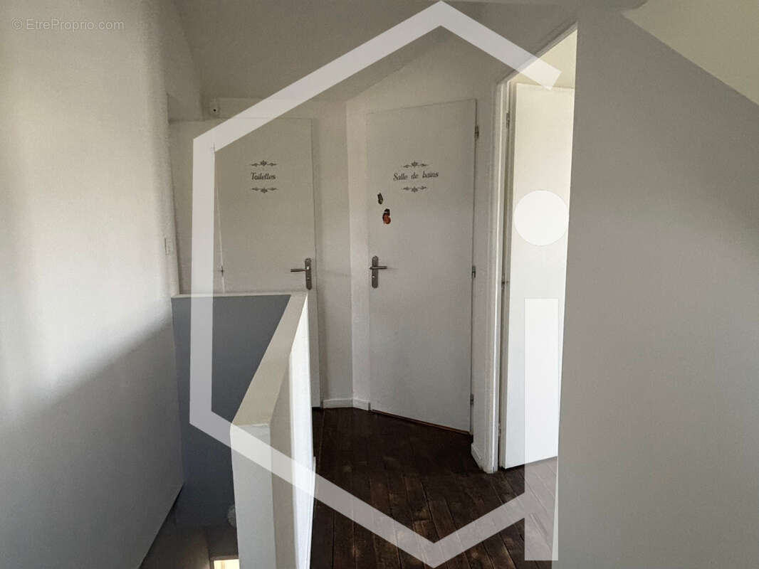 Maison à COSNE-COURS-SUR-LOIRE