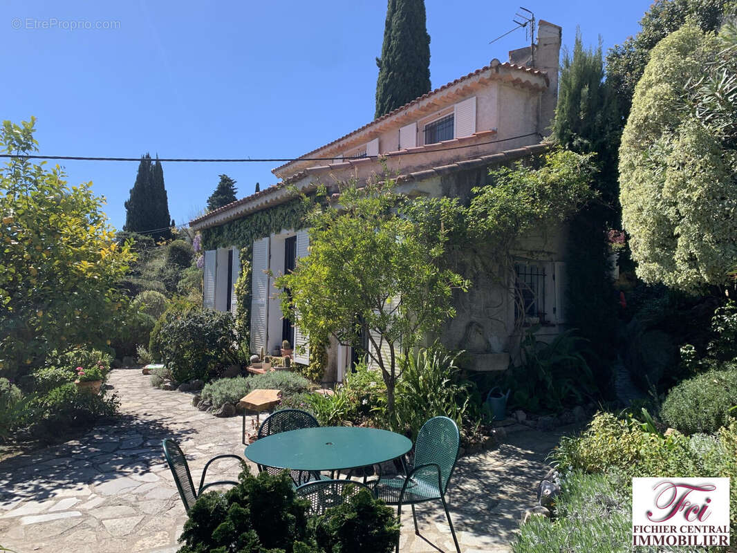 Maison à ROQUEBRUNE-CAP-MARTIN