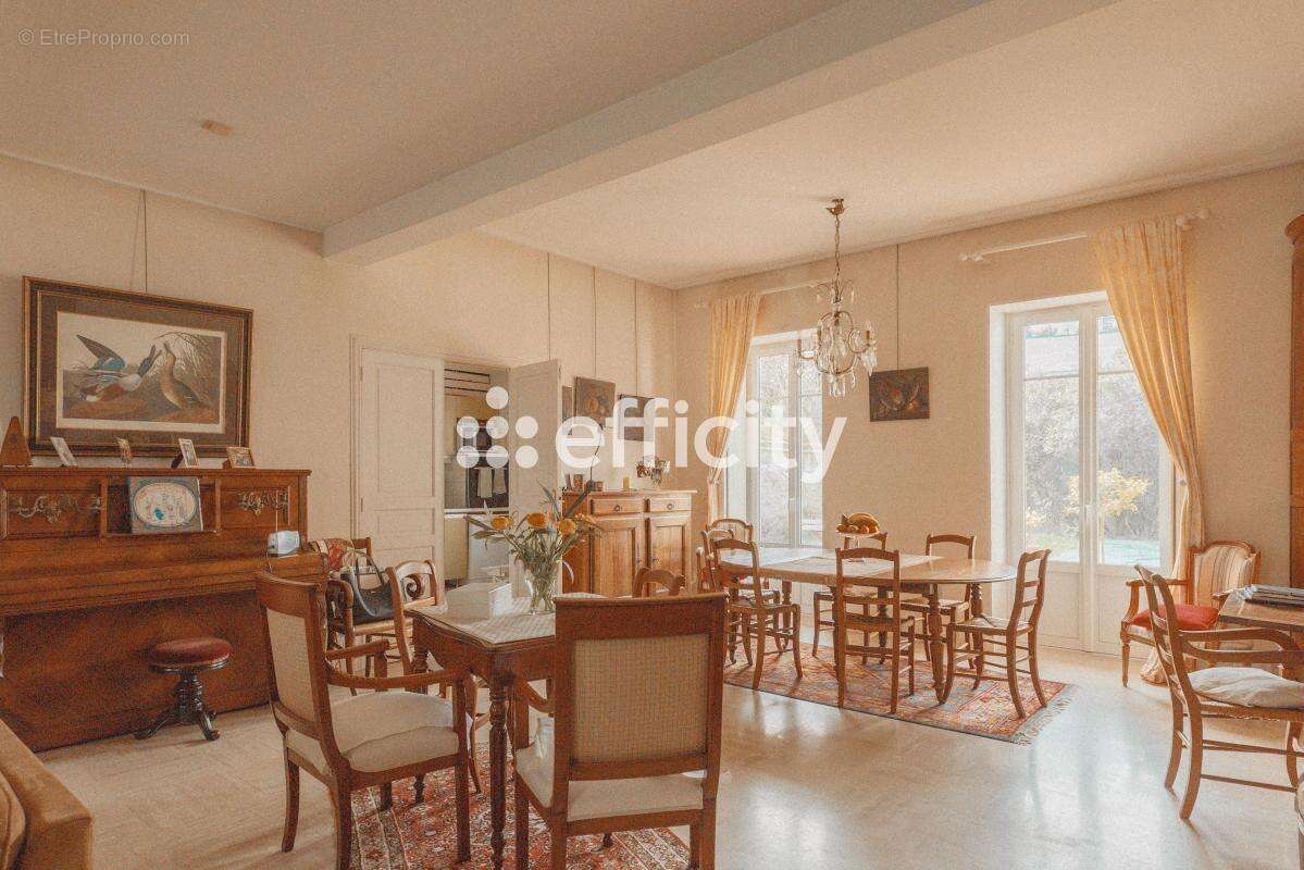 Maison à LA ROCHELLE