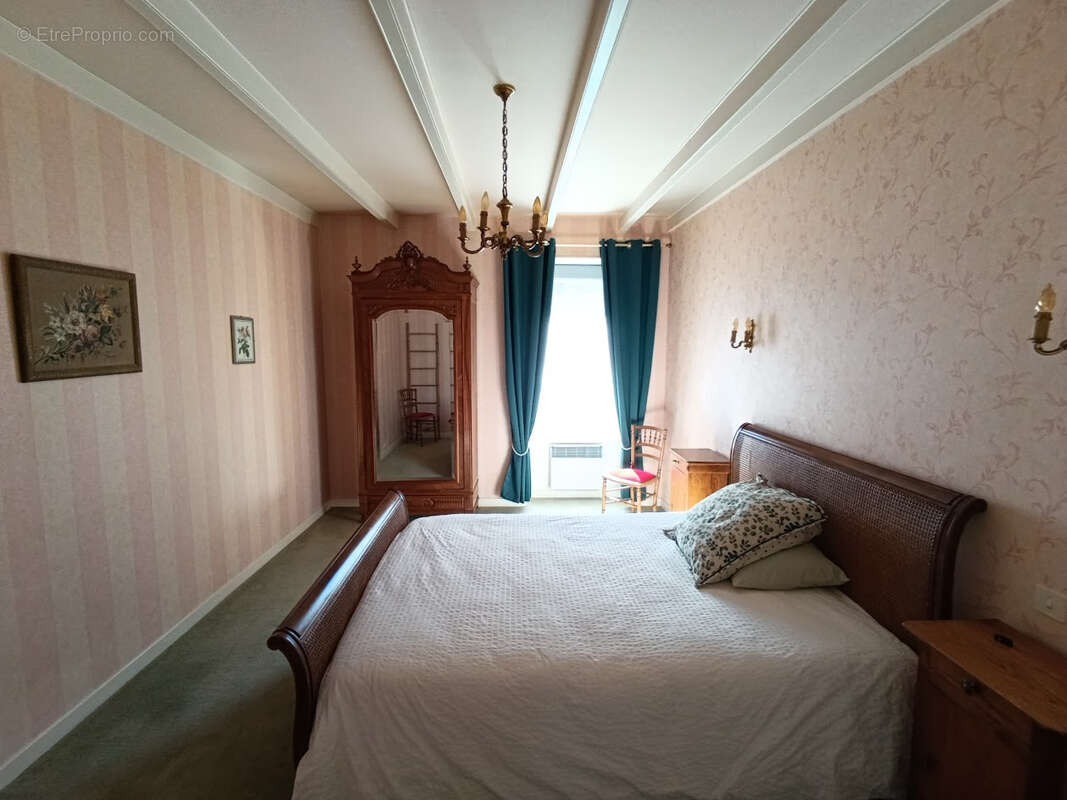 Maison à CREHEN