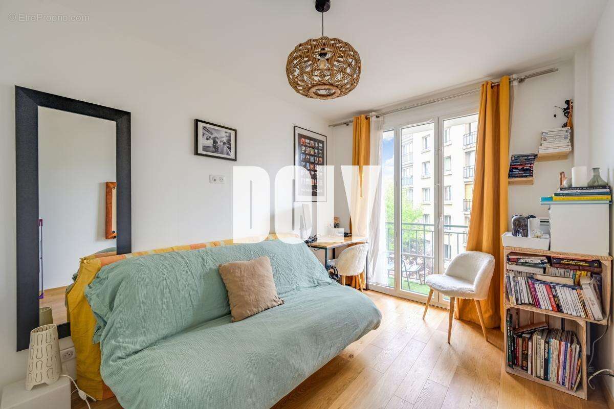 Appartement à PARIS-20E