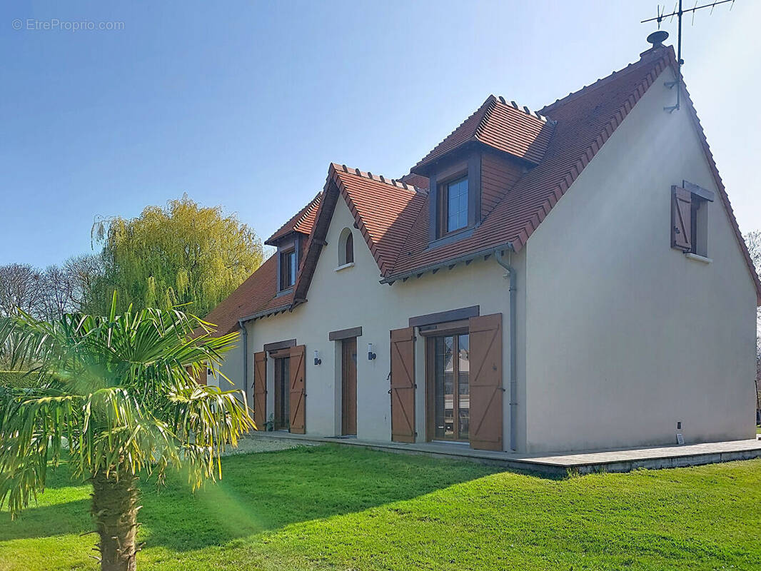 Maison à SALLENELLES