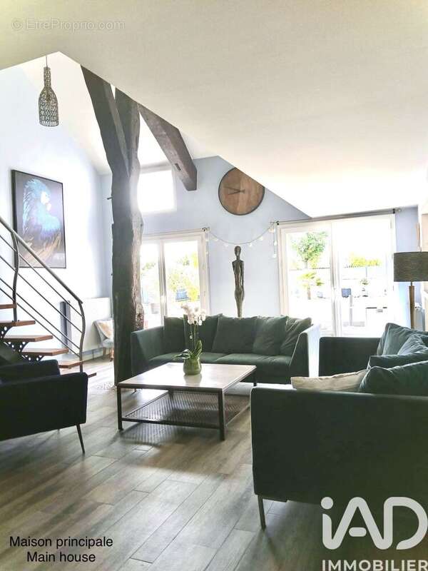 Maison 375 m² à Villiers-Le-Sec  - photo 5