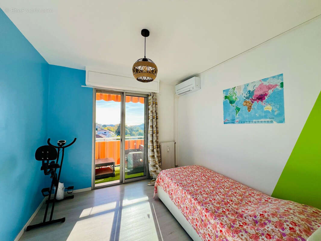 Appartement à LE CANNET