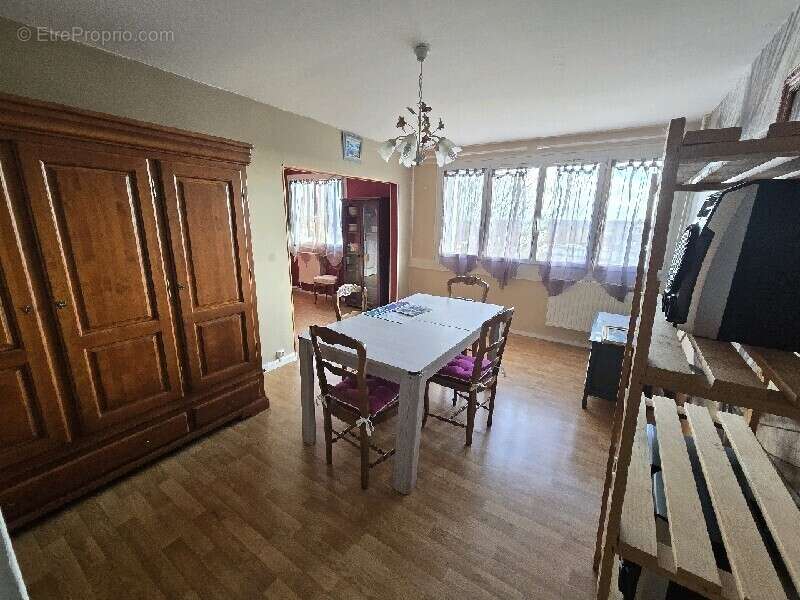 Appartement à NONANCOURT