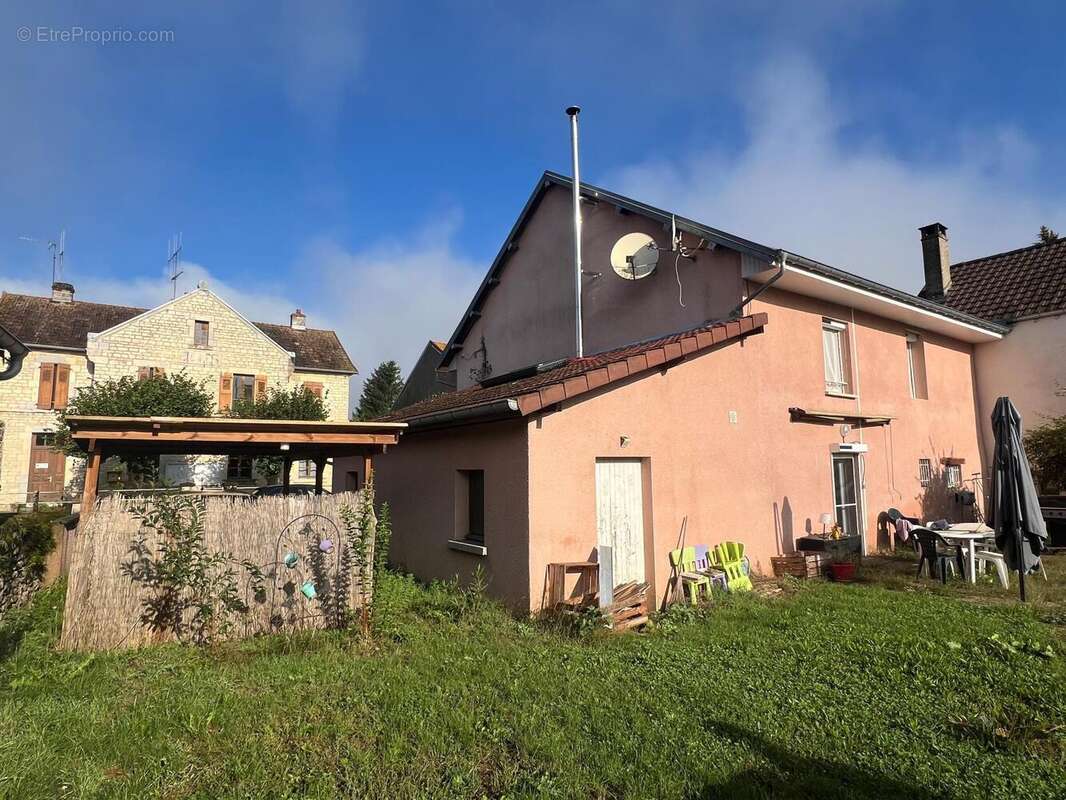 Photo 2 - Maison à RIOZ