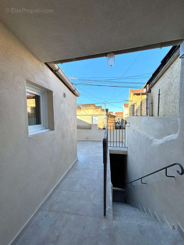 Maison à CHATEAURENARD