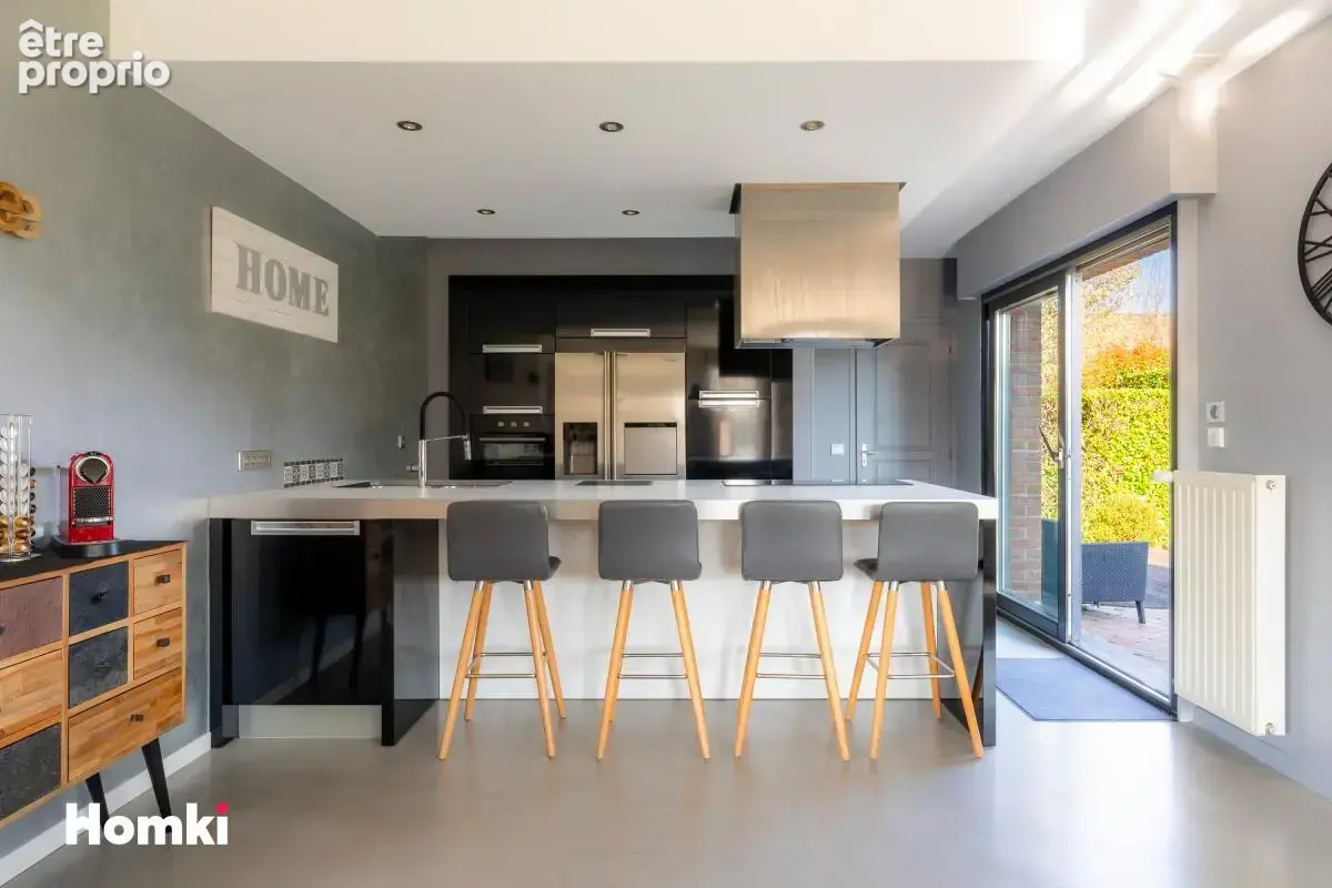 Maison/Villa T7 de 181 m² à Lompret 59840 - photo 24