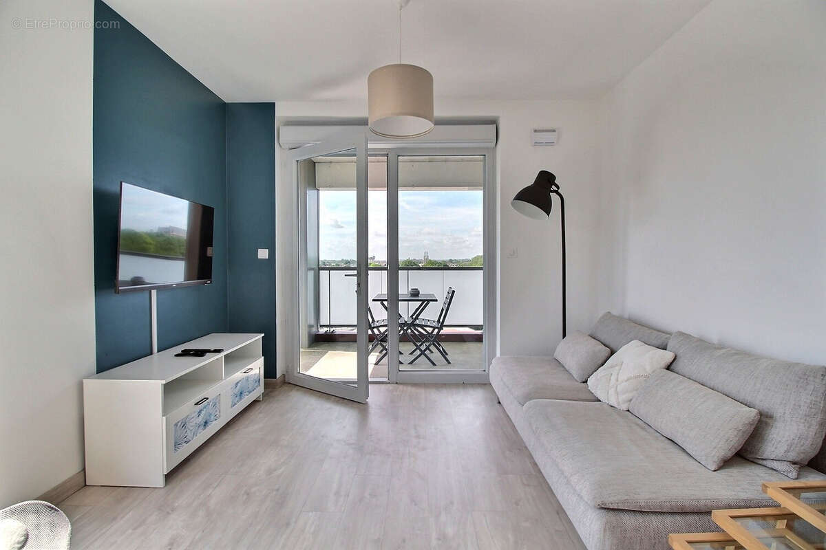 Appartement T3 en Dernier Étage avec Balcon Plein Sud & Vue Panoramique - photo 2