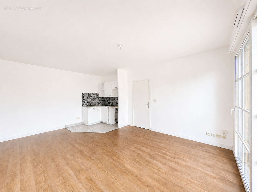 Lieusaint, 2 pièces de 39m2 avec parking en sous sol - Résidence de 2009 - photo 6