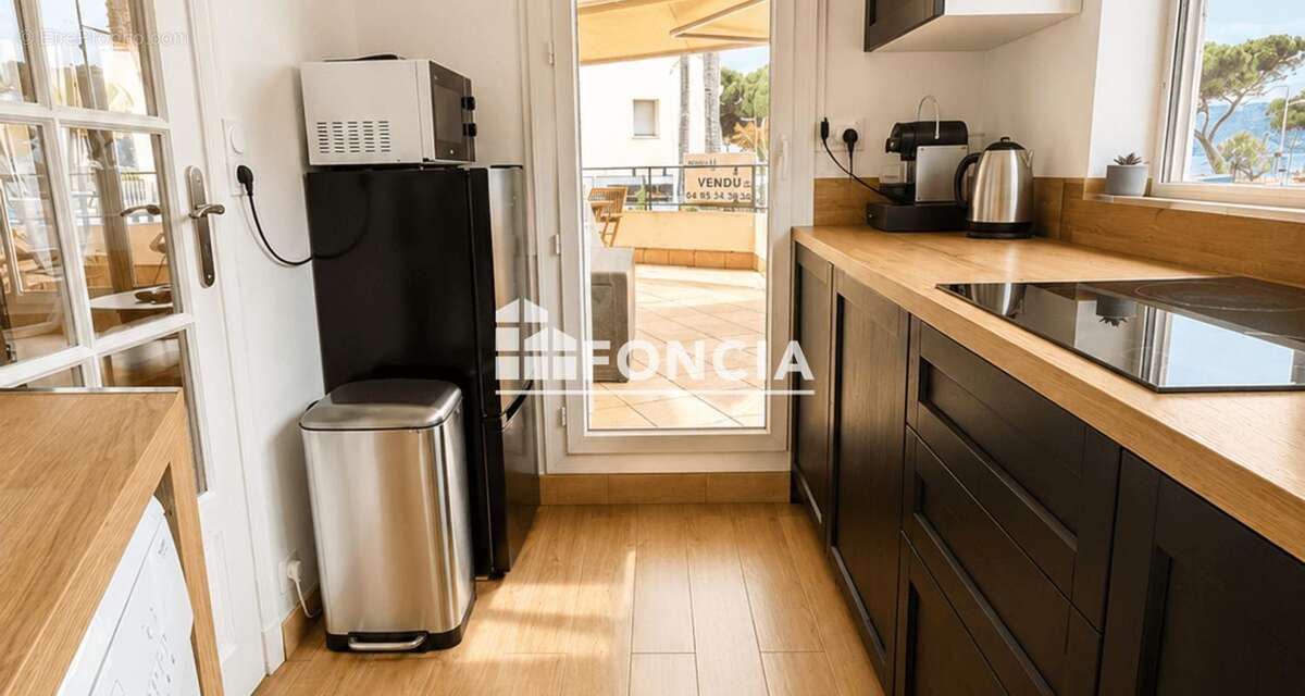 Juan les pins centre, 2 pièces avec terrasse de 20 m2 vue mer - photo 5