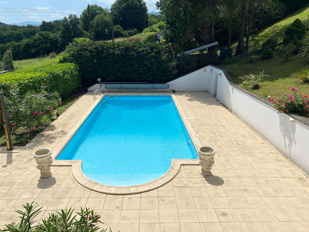 Maison à OLORON-SAINTE-MARIE