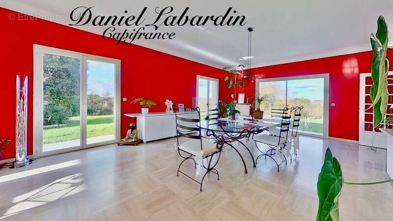 Maison à SAINT-PIERRE-SUR-DROPT