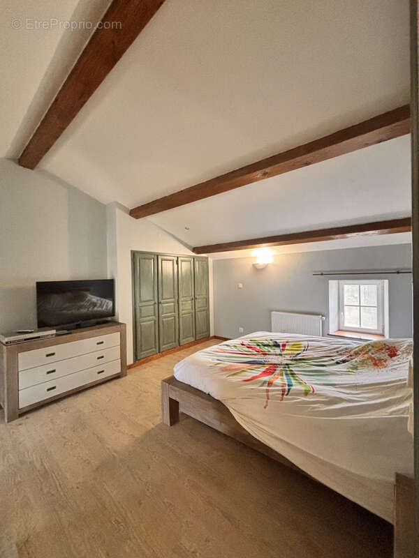 Maison à CORME-ROYAL