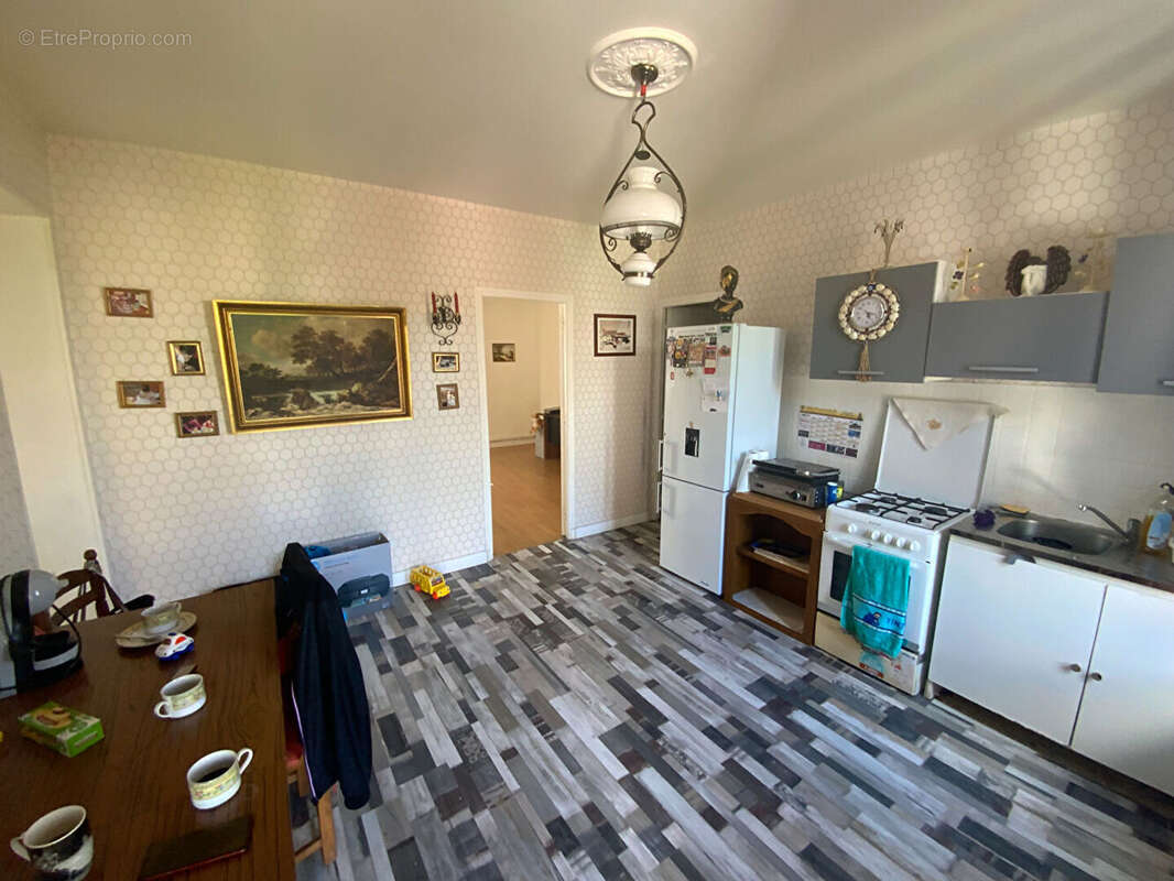 Immeuble de rapport - centre ville - photo 3