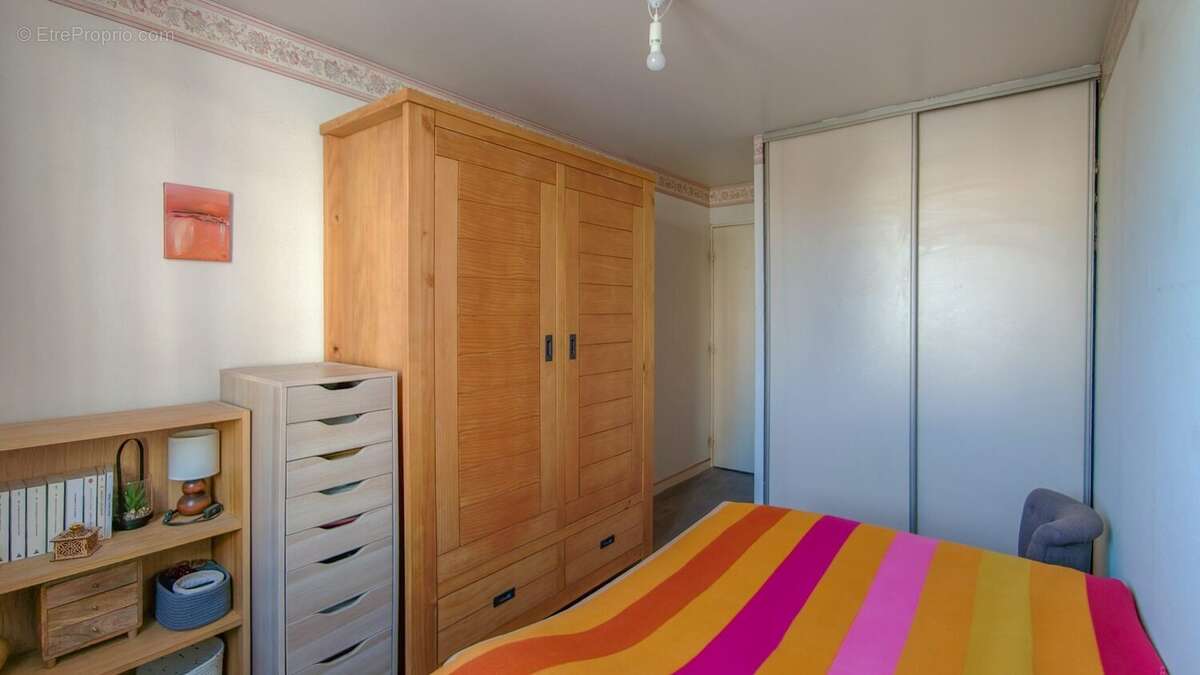 Appartement à LOGNES