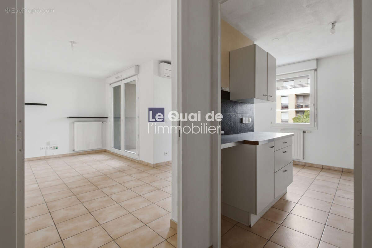 Appartement 65 m² à Echirolles  - photo 3