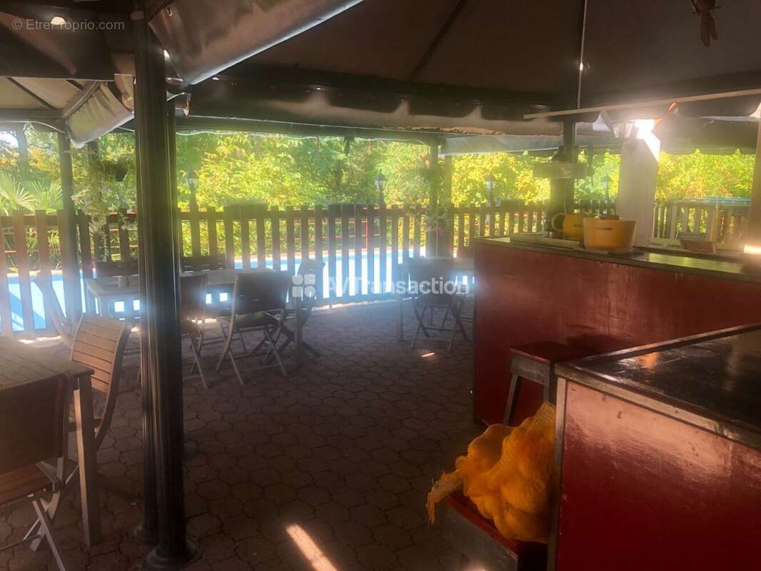 Commerce à MONLEZUN-D'ARMAGNAC