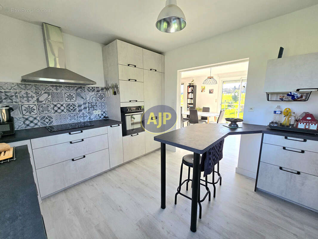 Maison à GUEMENE-PENFAO