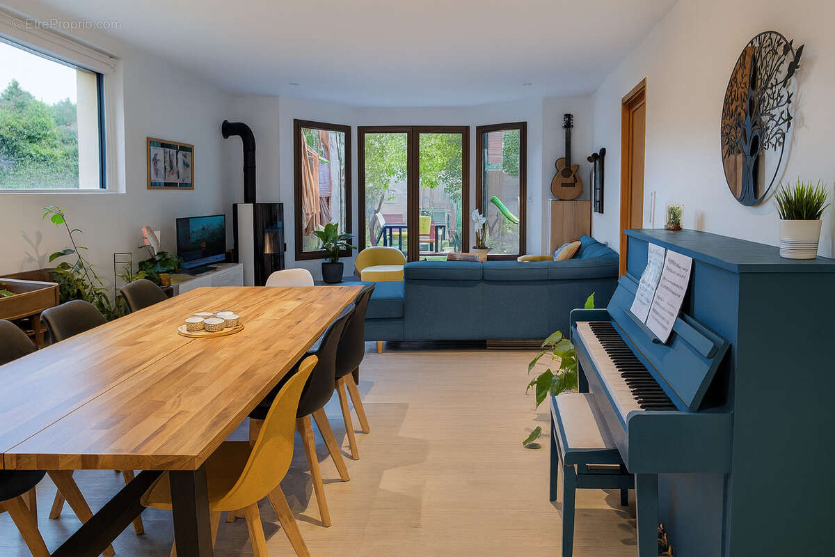 Maison à LA CHAPELLE-REANVILLE