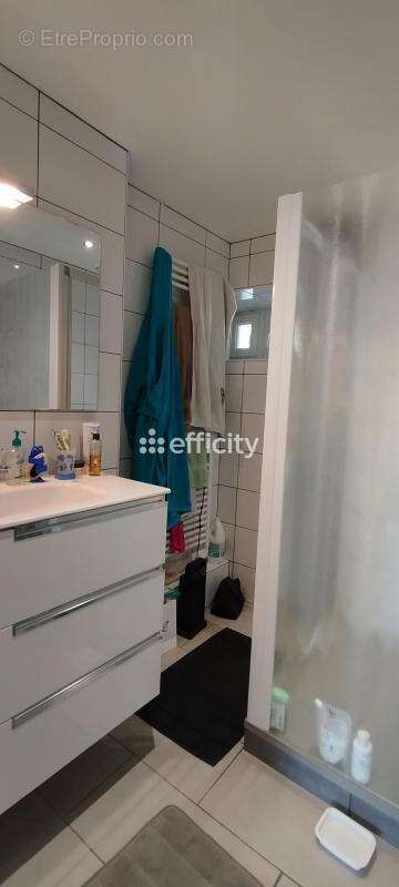 Maison 250 m² à Usson-En-Forez  - photo 13