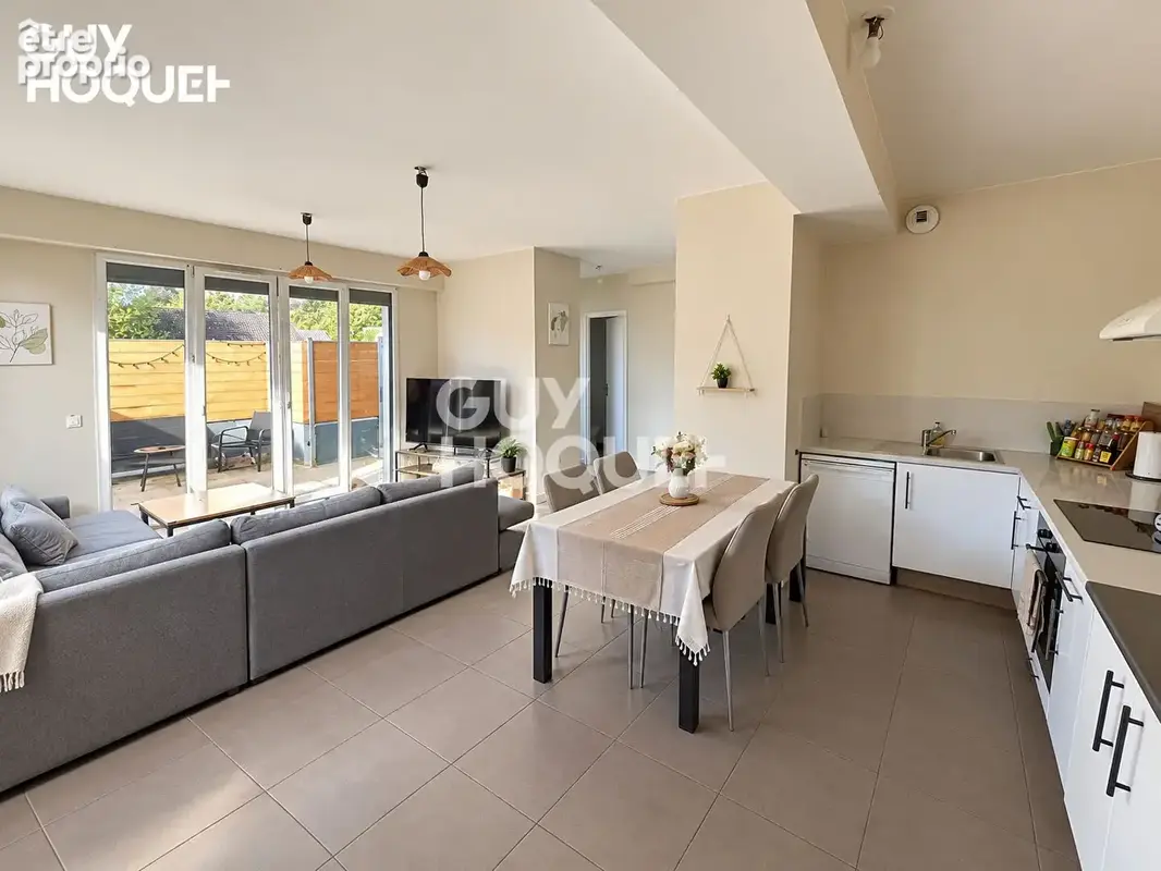 Appartement ST AUGUSTIN 3 Pièces 72.16 m² - photo 2