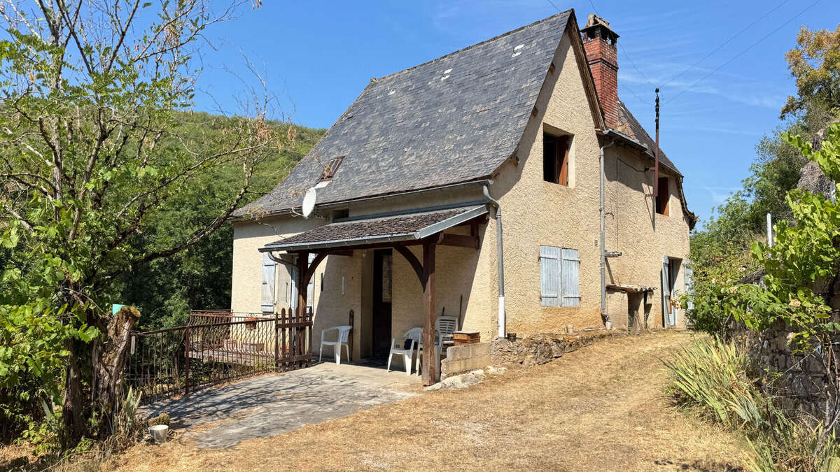 Ensemble de ferme Salvagnac-cajarc 5 pièce(s) 100 m2 - photo 3