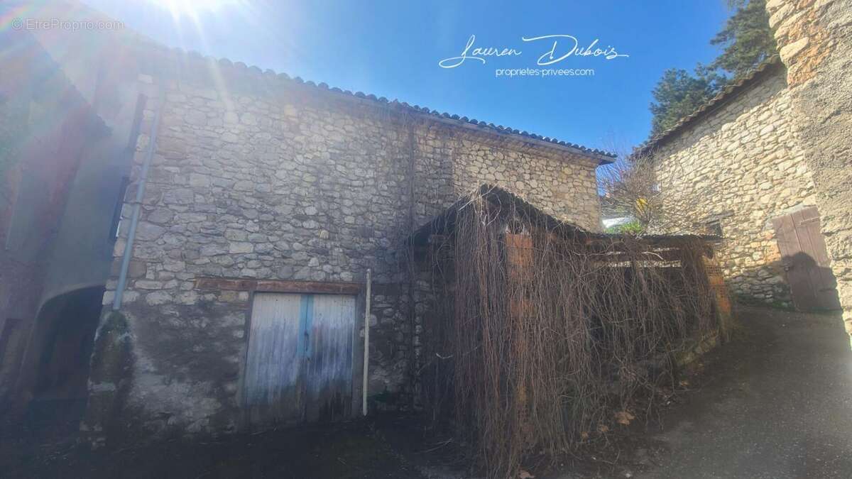 Ancienne Ecurie à restaurer - photo 8