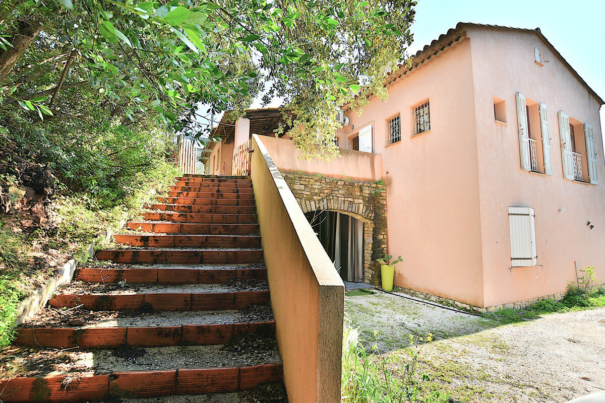 Appartement à LA GARDE