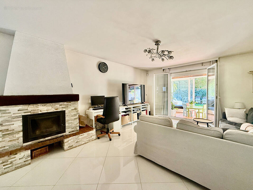 Maison à AULNAY-SOUS-BOIS