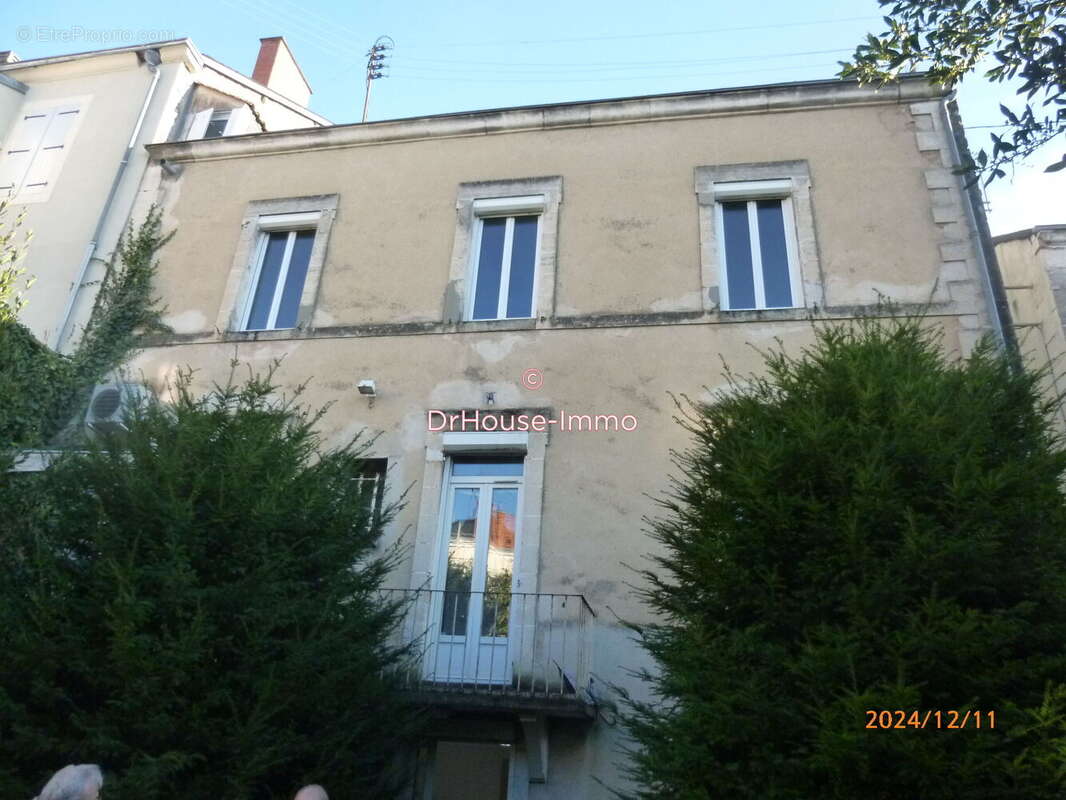 Commerce à PERIGUEUX