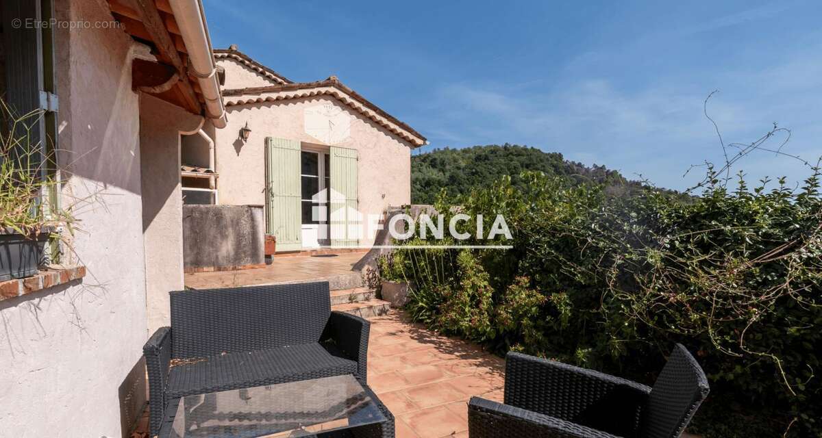 Maison à AURIBEAU-SUR-SIAGNE