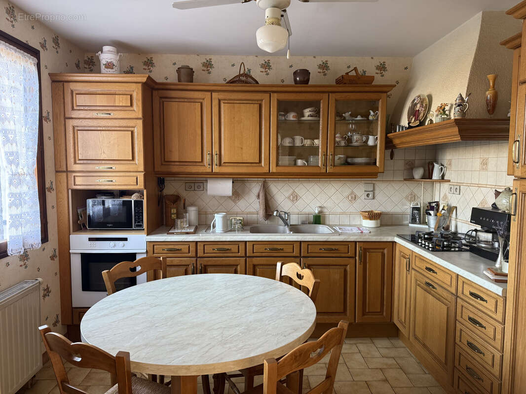 Maison à TOULON-SUR-ALLIER