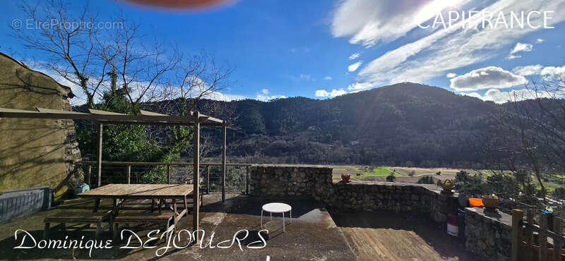 Très Belle Maison en pierres dominant la Vallée de l'Eyrieux avec une vue splendide. 3 chambres, un grand séjour et une piscine - photo 53