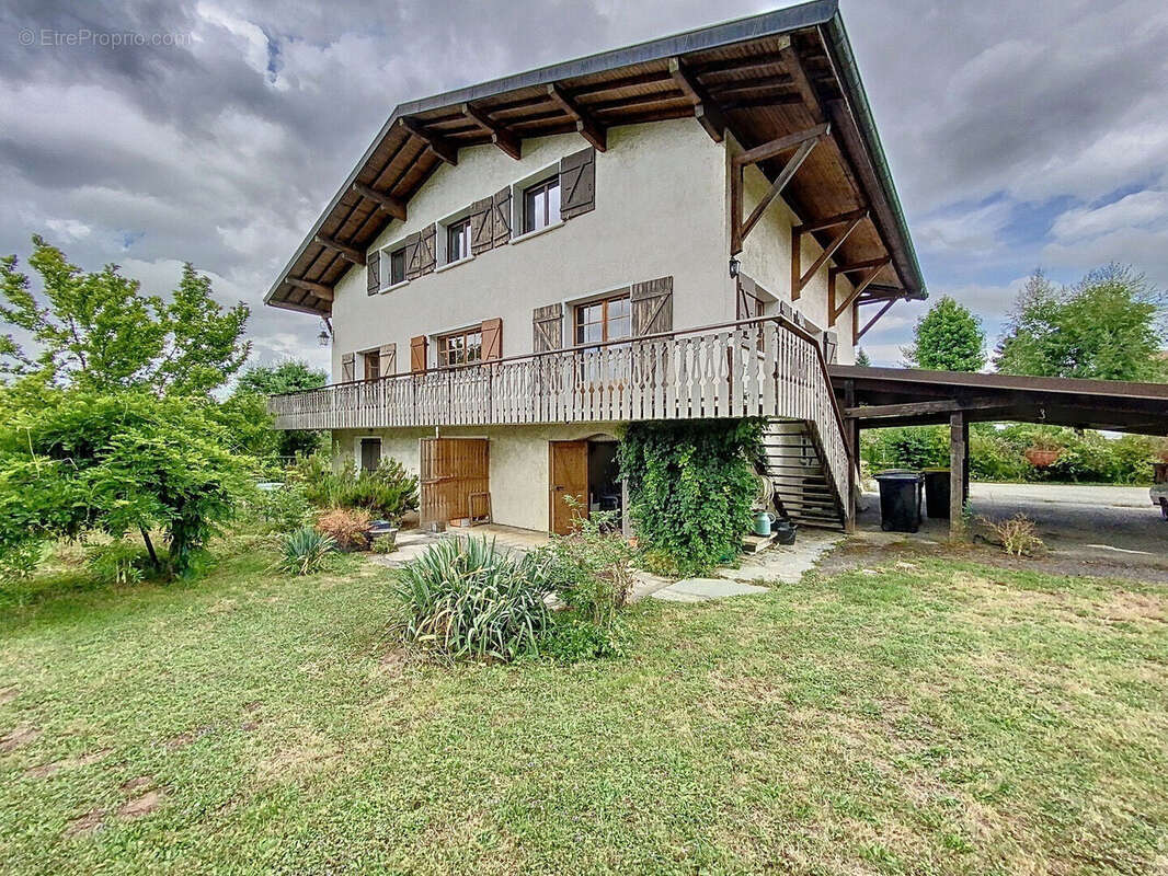 Appartement à ANNECY-LE-VIEUX