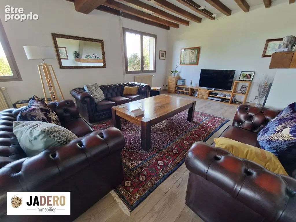 Maison familiale de 187 m² , 4 à 5 chambres , Terrain de 3 011 m² , Saumont-la-Poterie - photo 4