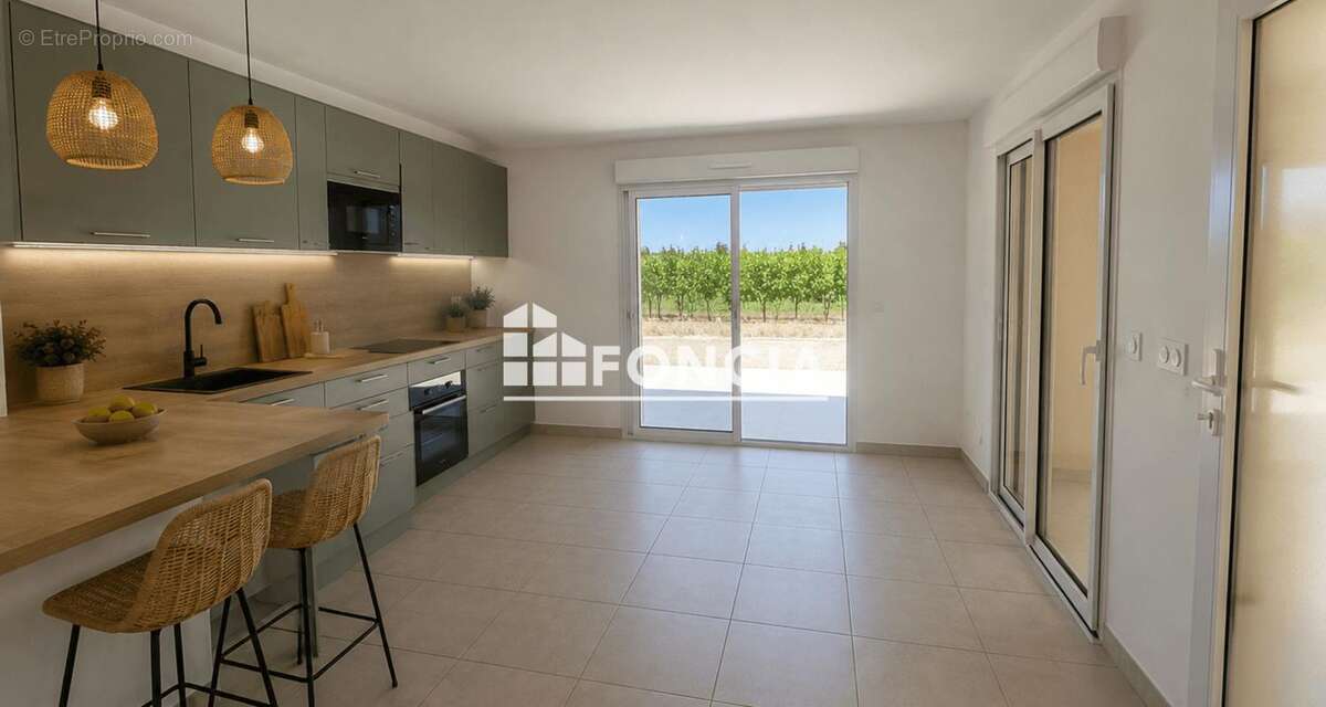 La londe les maures a 750 m du centre ville beau t4 de 83 m2 en frais de notaire reduits (2.5%) avec 3 terrasses de 85 m2 en tou - photo 2