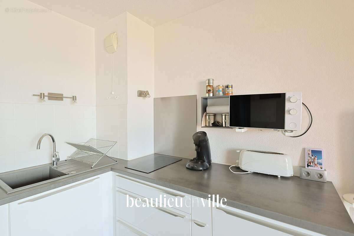 Appartement à LA LONDE-LES-MAURES